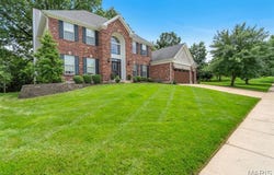 556 Autumn Bluff Drive, Ellisville, MO 63021