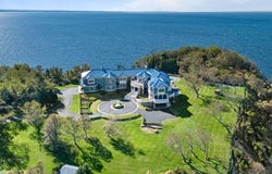 70 Crane Neck Road, Setauket, NY 11733