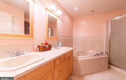 39 HOLLY LANE, PILESGROVE, NJ 08098