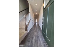 38 PEREGRINE WAY, BURLINGTON, NJ 08016