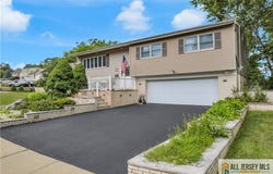 21 Wilk Road, Edison, NJ 08837