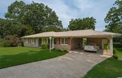 6592 LYNN AVENUE, LEEDS, AL 35094