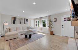 35 Old Turnpike Rd, Washington Twp., NJ 07853