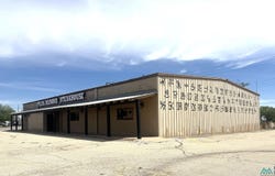 601 S 1st Street, Artesia, NM 88210