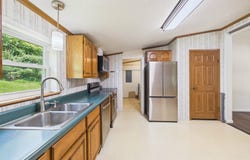 7089 County Road 15, Chesapeake, OH 45619