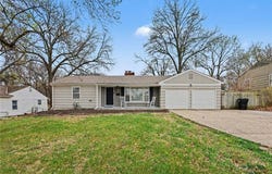 9705 E Gregory Boulevard, Raytown, MO 64133