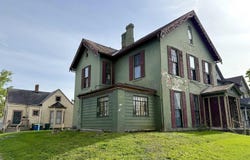 621 E Main Street, Muncie, IN 47305