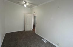 906 S 1St Avenue, Marshalltown, IA 50158