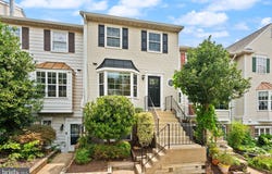 4122 WINTER HARBOR Court, CHANTILLY, VA 20151