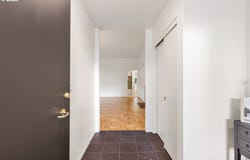 589 RIDGEWAY RD, Lake Oswego, OR 97034