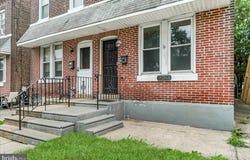 720 SAVILLE AVENUE, CRUM LYNNE, PA 19022