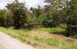 550 North Raymond Road, La Grange, TX 78945