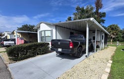 425A W Falcon Crest, Plant City, FL 33565