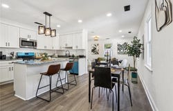 9 W Bayberry Court, Hampton, VA 23669