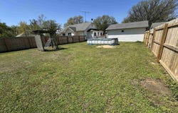 1502 E 12th Ave, Winfield, KS 67156