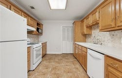 772 OAKWOOD Drive, Terrytown, LA 70056