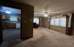 421 N Broadway Ave, Beloit, KS 67420