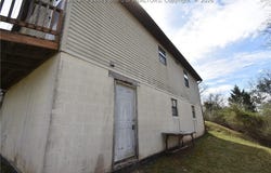 102 Ridge Road, Wayne, WV 25570