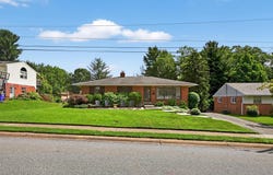 410 SPRING DRIVE, MILLERSVILLE, PA 17551