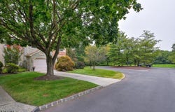 83 Haverford Ct, Hillsborough Twp., NJ 08844-5211