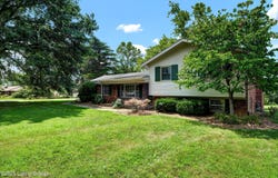249 Riverview Dr, Mt Washington, KY 40047