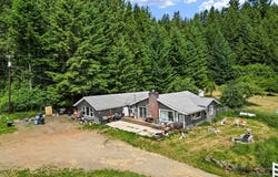 36285 ROW RIVER RD, Cottage Grove, OR 97424