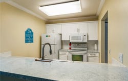 6 PLANTATION DRIVE 203, VERO BEACH, FL 32966