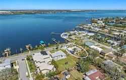 2014 RIVERSIDE DRIVE E, BRADENTON, FL 34208