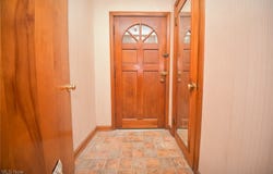 19308 Pawnee Avenue, Cleveland, OH 44119