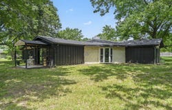 6407 N 25th Street, Ozark, MO 65721