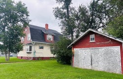 1025 1st Ave N, New Rockford, ND 58356