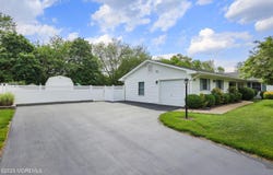 20 Wrangle Lane, Freehold, NJ 07728