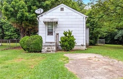 3217 Arlington Drive, Winston-Salem, NC 27103