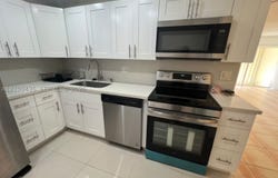 1428 SE 4th Ave, Deerfield Beach, FL 33441