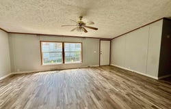 68 Highlawn Avenue, Milton, WV 25541