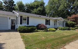 121 N Decker Avenue, Fremont, MI 49412