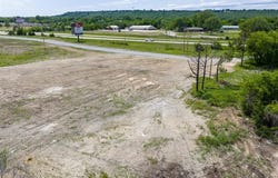 W 75 Highway, Henryetta, OK 74437