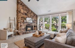 1 Heritage Oaks Rd, Pleasant Hill, CA 94523