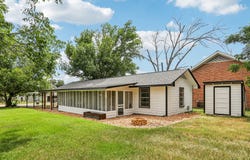755 E Bellville ST, Giddings, TX 78942