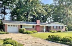 98 White Street, Brewton, AL 36426