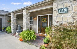 3041 Longbend Road, Galena, MO 65656