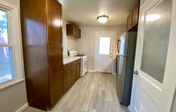 3824 N ASHTON Avenue, Peoria, IL 61614