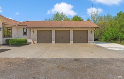 899 N 1928 Road, Lecompton, KS 66050