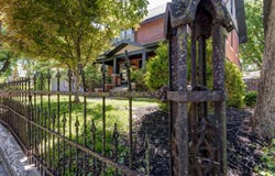 627 S Market Avenue, Springfield, MO 65806