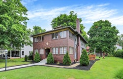 687 Woodruff Place West Drive, Indianapolis, IN 46201