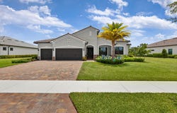 9218 Balsamo Drive, Palm Beach Gardens, FL 33412