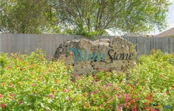 305 Waterstone, Victoria, TX 77901