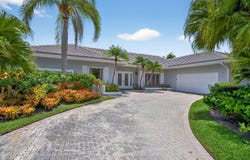 31 Dunbar Road, Palm Beach Gardens, FL 33418