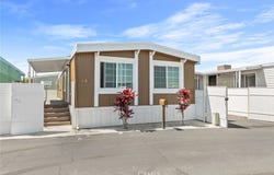 15621 Beach Blvd, Westminster, CA 92683
