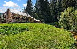 2502 Greenhood Rd, Newport, WA 99156